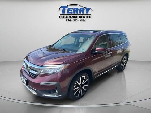 Used 2019 Honda Pilot Touring image 3