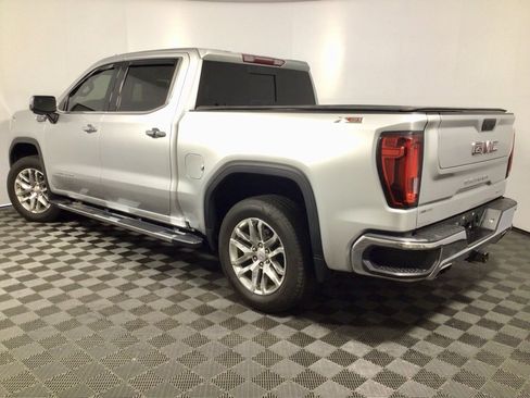 Used 2019 GMC Sierra 1500 SLT w/ SLT Premium Package image 9
