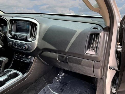 Used 2018 Chevrolet Colorado LT w/ LT Convenience Package RWD image 29