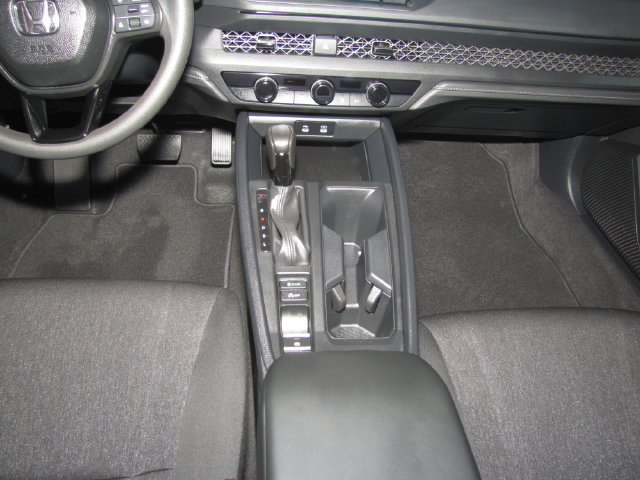 Certified 2025 Honda Accord LX image 40
