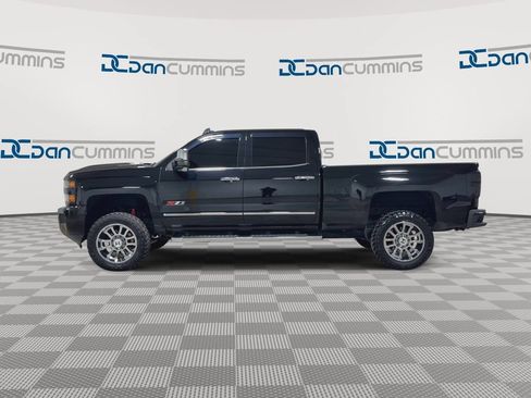 Used 2019 Chevrolet Silverado 2500 LTZ w/ Duramax Plus Package AWD/4WD image 5