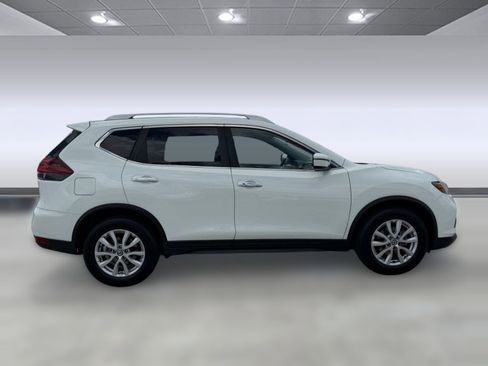 Used 2020 Nissan Rogue SV image 20