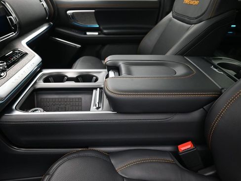 New 2025 Ford Expedition Tremor image 21