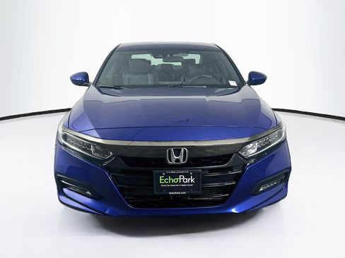 Used 2020 Honda Accord Sport image 2