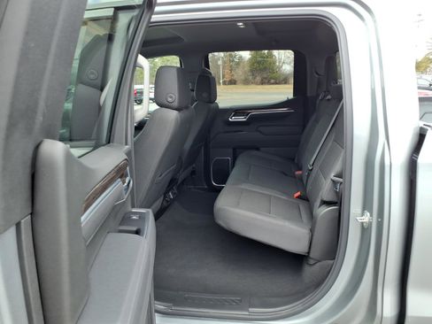 Certified 2026 Chevrolet Silverado 1500 RST AWD/4WD image 11