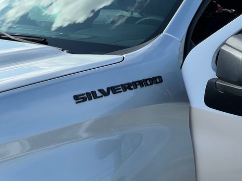 Used 2022 Chevrolet Silverado 1500 Custom w/ Rally Edition RWD image 11