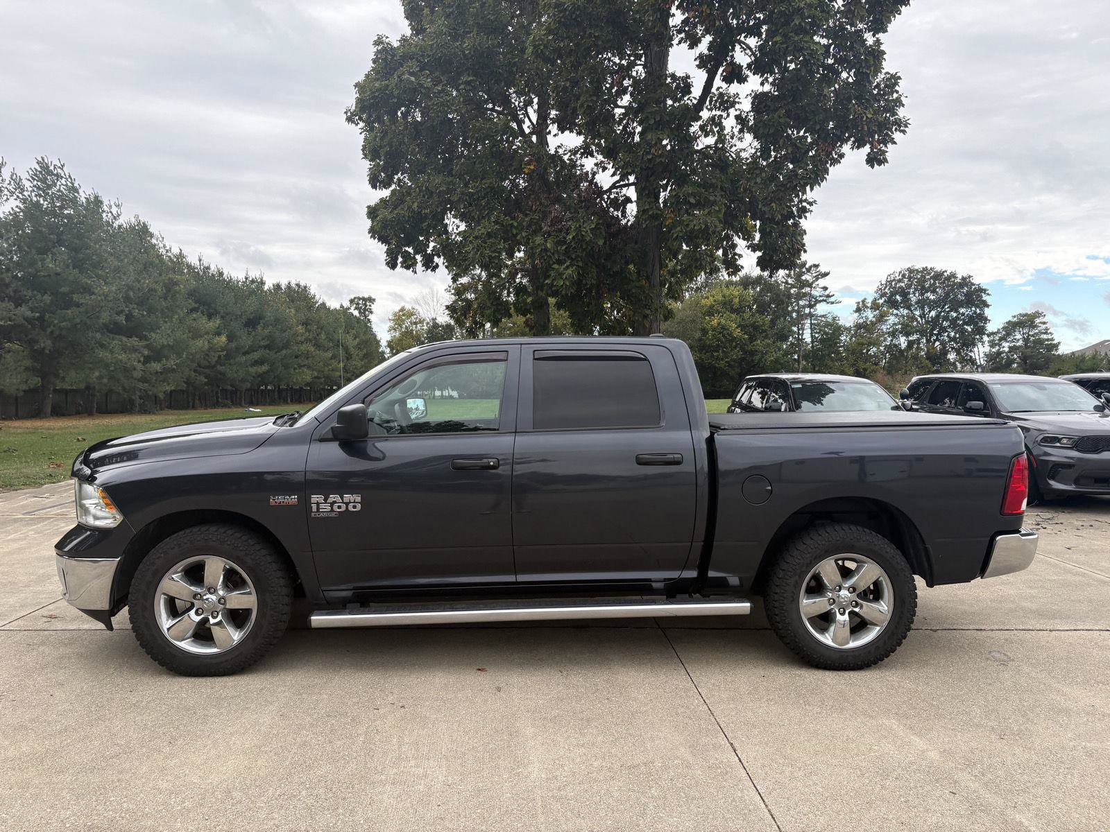 Used 2019 RAM 1500 Tradesman w/ Tradesman SXT Package AWD/4WD image 5