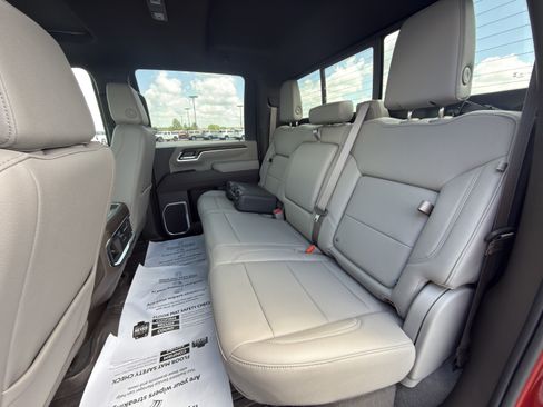 New 2026 GMC Sierra 2500 SLT w/ SLT Premium Package AWD/4WD image 18