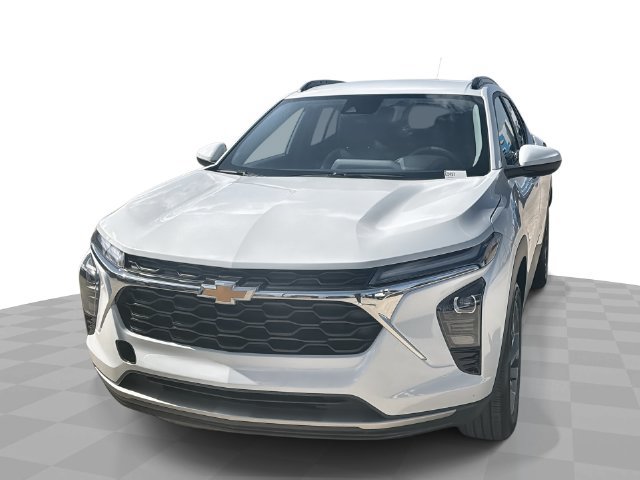 Certified 2026 Chevrolet Trax LT FWD image 1