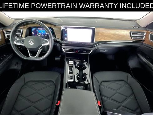 Used 2025 Volkswagen Atlas SE AWD/4WD image 20