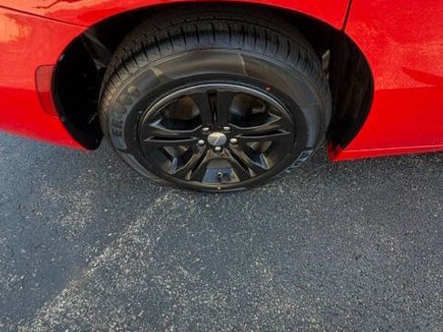 Used 2022 Dodge Charger SXT RWD image 18