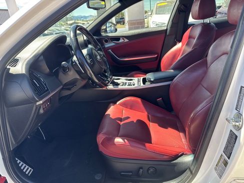 Used 2019 Kia Stinger GT AWD/4WD image 9