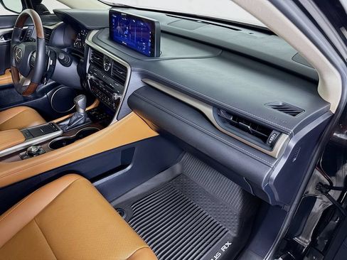 Certified 2022 Lexus RX 350L FWD w/ Premium Package image 31