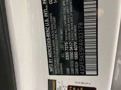 Used 2023 Mercedes-Benz GLS 450 4MATIC image 36