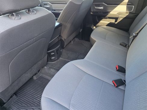 Used 2023 RAM 3500 Big Horn image 22