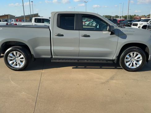 Used 2025 Chevrolet Silverado 1500 Custom AWD/4WD image 2