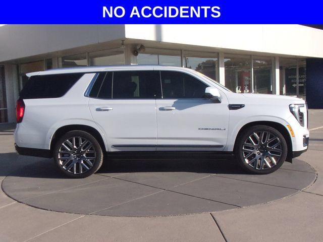 Used 2026 GMC Yukon Denali Ultimate AWD/4WD image 2