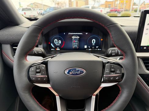 New 2026 Ford Explorer ST-Line w/ ST-Line Street Pack image 26