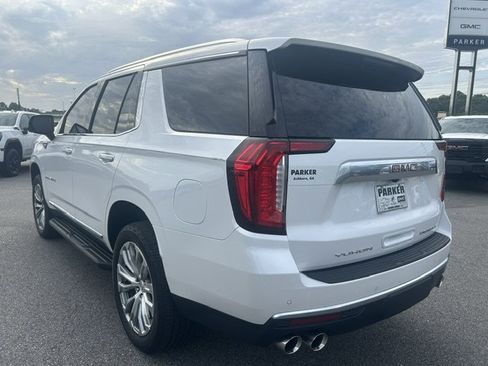 Used 2021 GMC Yukon Denali RWD image 2