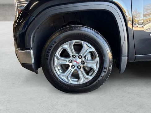 Used 2024 GMC Sierra 1500 SLT AWD/4WD image 23
