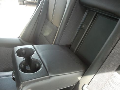 Used 2017 Chevrolet Impala LT FWD image 38