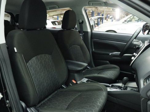 Used 2020 Mitsubishi Outlander Sport SE FWD image 23