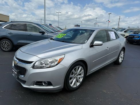 Used 2015 Chevrolet Malibu LT image 23