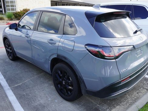 Used 2024 Honda HR-V Sport image 7
