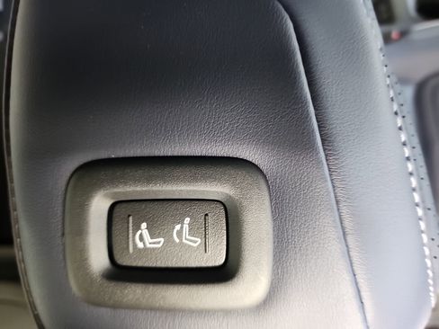 New 2026 INFINITI QX80 4WD image 14