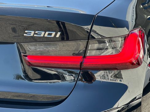 Used 2021 BMW 330i Sedan w/ Convenience Package RWD image 26