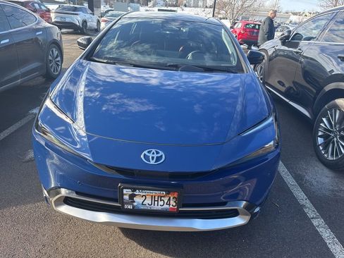 Used 2024 Toyota Prius Prime Premium w/ Advanced Technology Package image 4