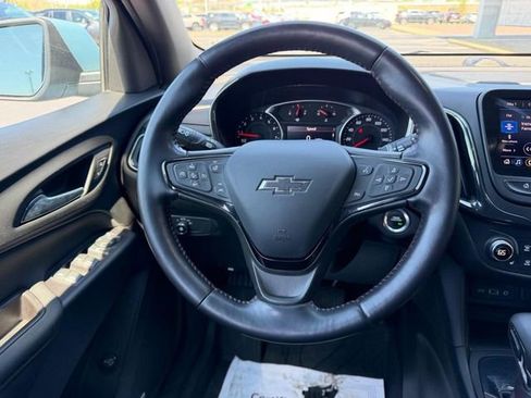 Used 2022 Chevrolet Equinox RS w/ RS Leather Package image 12