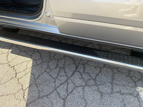 Used 2019 RAM 1500 Laramie RWD image 21