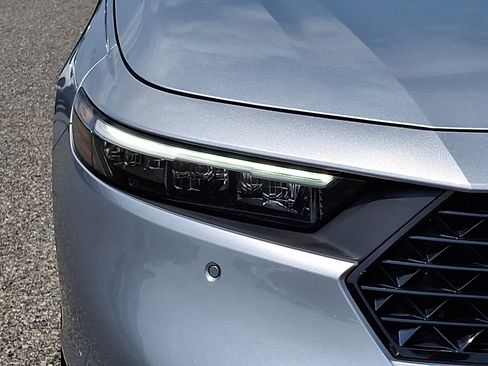 Certified 2025 Honda Accord EX-L image 10