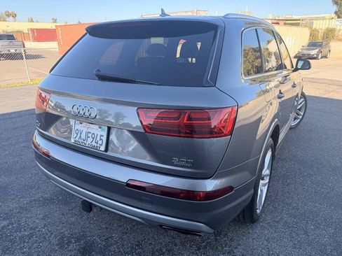 Used 2018 Audi Q7 3.0T Prestige w/ Prestige Package AWD/4WD image 18