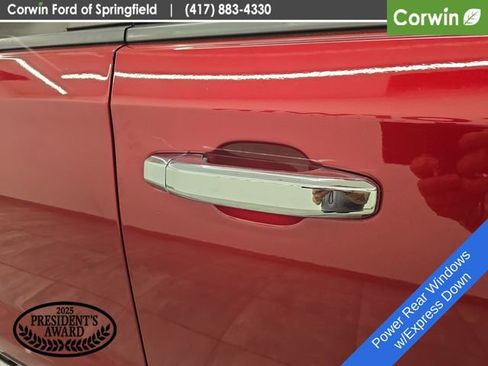 Used 2020 Chevrolet Silverado 1500 Custom w/ Custom Value Package AWD/4WD image 9