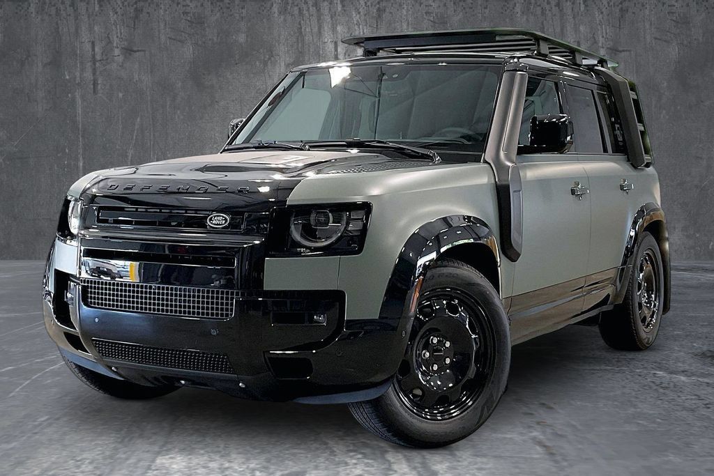 New 2026 Land Rover Defender 110 Trophy Edition AWD/4WD image 1