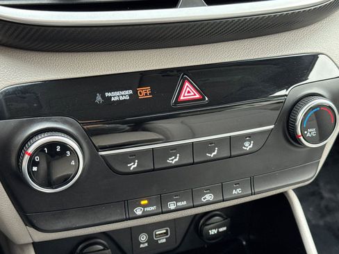 Used 2020 Hyundai Tucson SE image 19