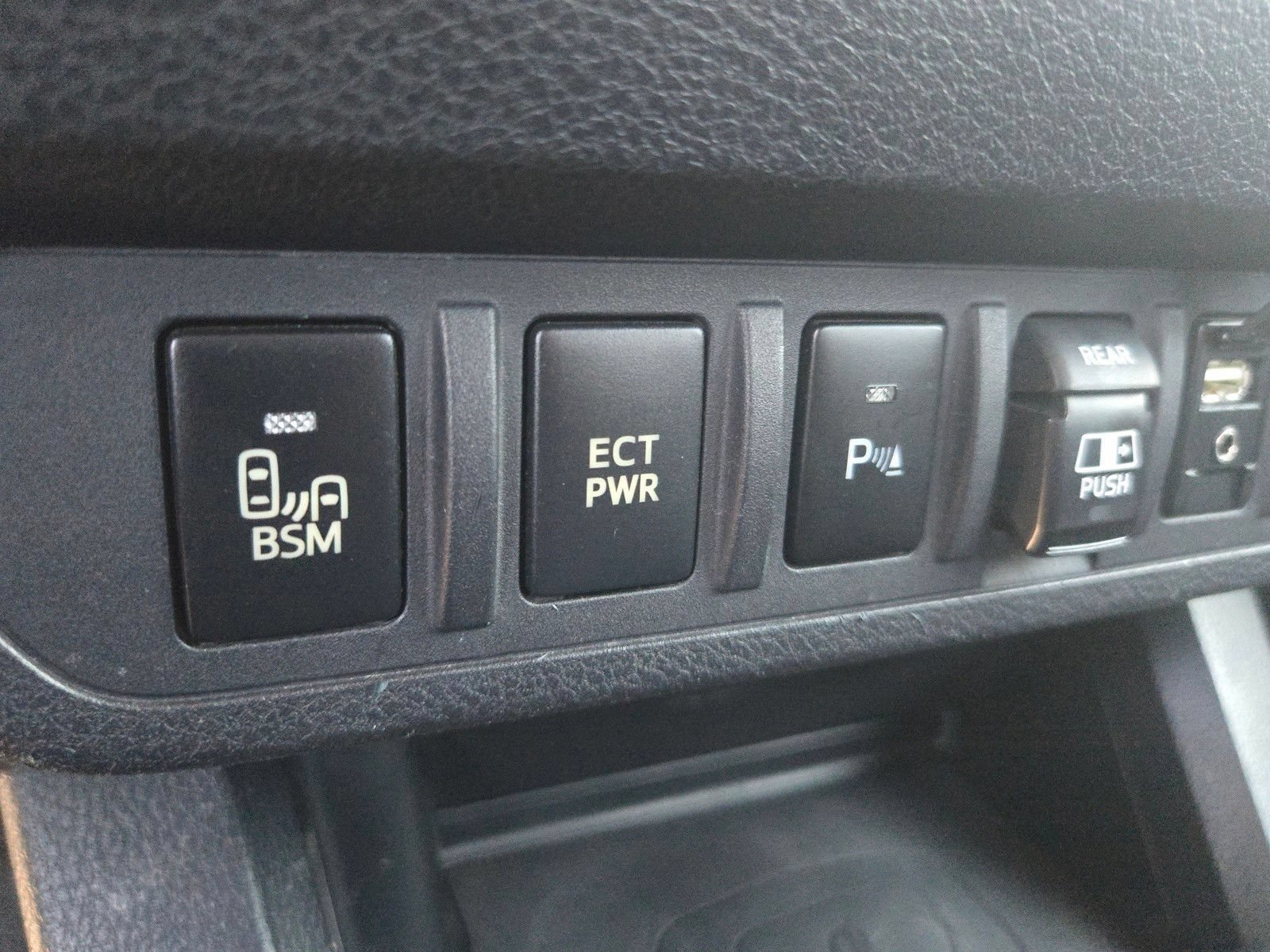 Used 2019 Toyota Tacoma TRD Sport w/ Technology Package RWD image 30