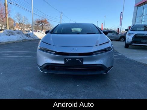 Used 2023 Toyota Prius LE image 9