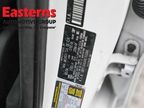 Used 2024 Kia Forte LXS image 33