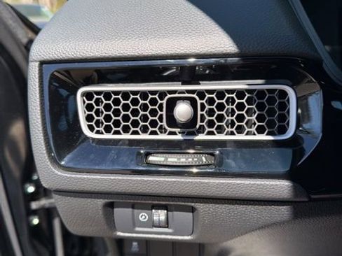 Certified 2025 Honda Civic Sport Touring image 12