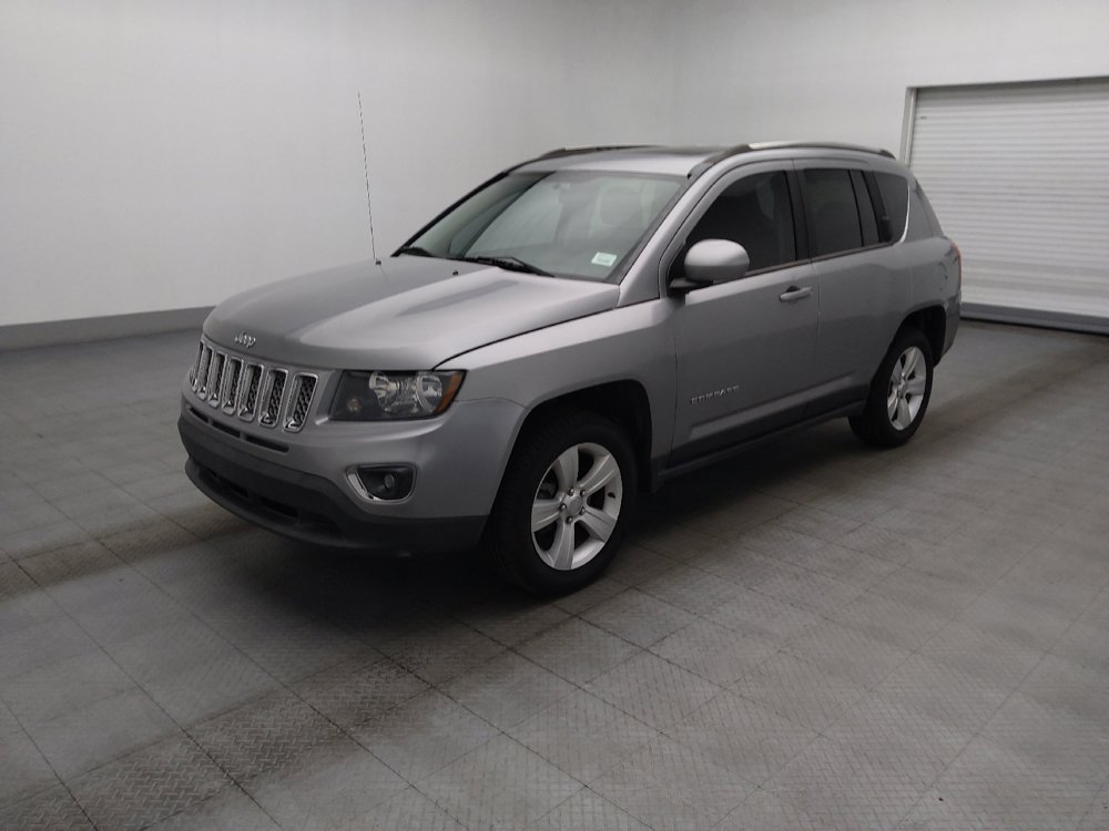 Used 2015 Jeep Compass High Altitude FWD image 2