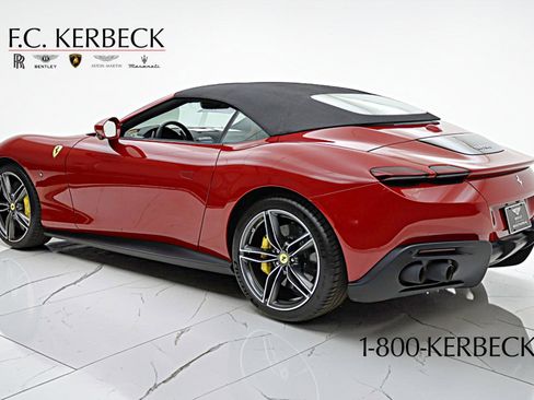 Used 2026 Ferrari Roma Spider RWD image 26