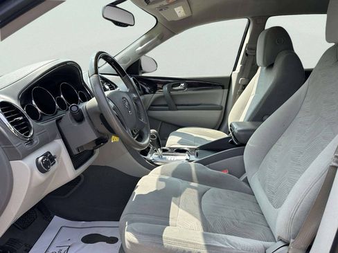 Used 2017 Buick Enclave Convenience FWD image 9