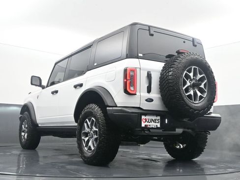 New 2025 Ford Bronco Badlands image 44