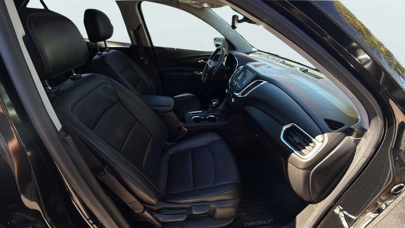 Used 2020 Chevrolet Equinox LT w/ Midnight Edition FWD image 15