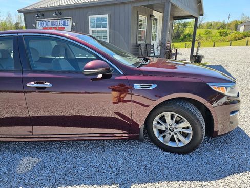 Used 2018 Kia Optima LX w/ Convenience Package FWD image 10