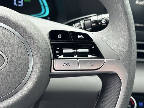 New 2026 Hyundai Elantra Blue image 25