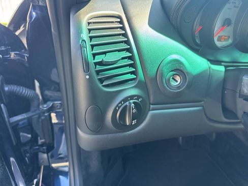 Used 2003 Porsche 911 Turbo image 18